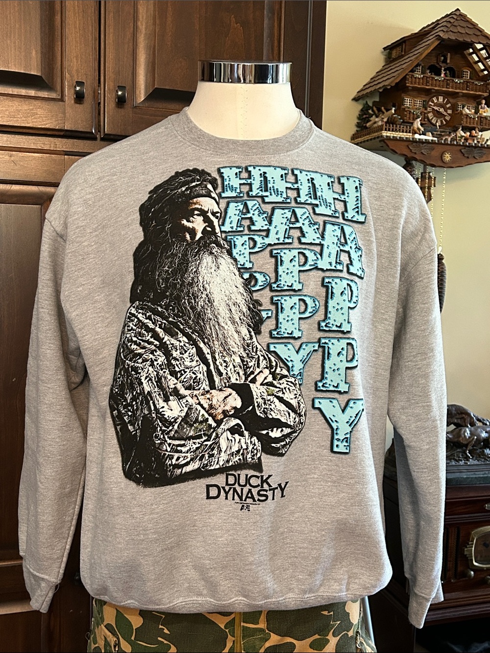 2013 Sz XL Duck Dynasty Gray Graphic Crewneck Sweatshirt - Happy Phil Print